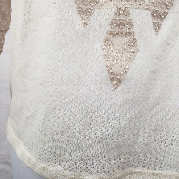 Daytrip cream and dusty rose mesh lace top medium - Picture 2 of 6